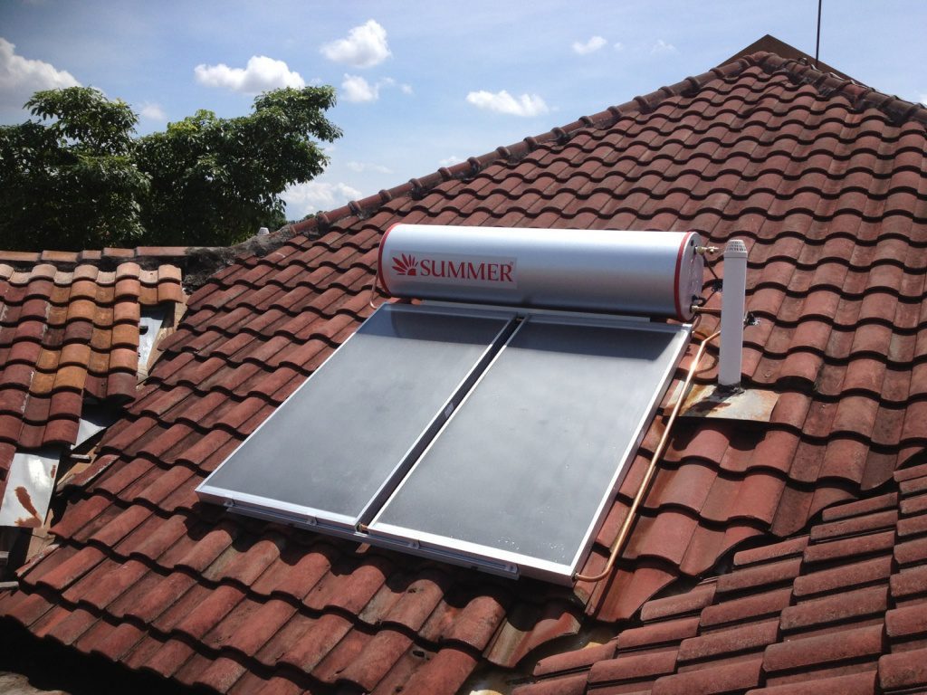 Summer solar heater tank